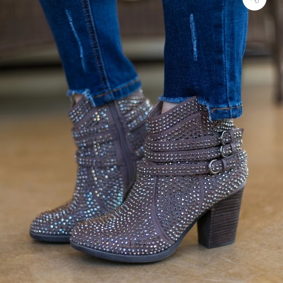 Touch of Serendipity Crystal Bling Heeled Booties - Picture 2 of 5